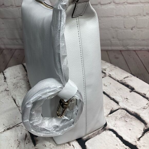 KATE SPADE GREENE STREET KAIA (white dove) Perfect bag Travel Bag! Holds a lot - Picture 6 of 15